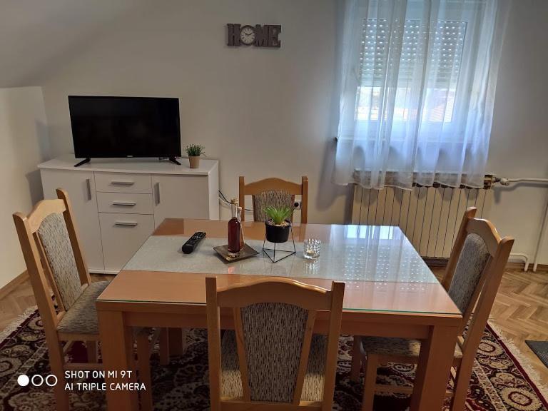 Kaya 2 Lejlighed Ðakovo Eksteriør billede